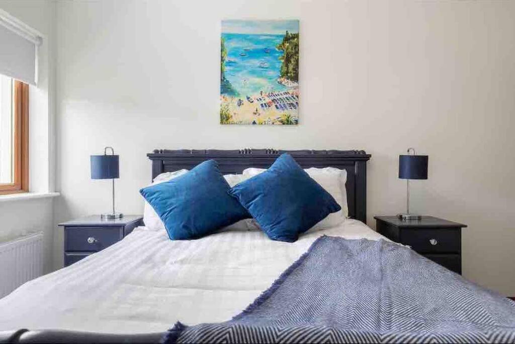 Wonderful Coastal Home In Dingle Town Extérieur photo